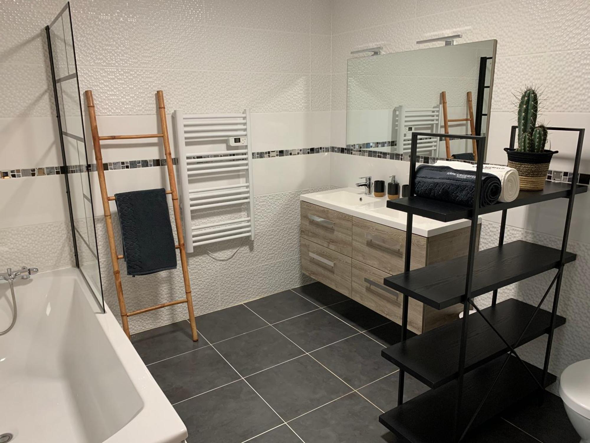 Maison D Architecte Avec Appartement *